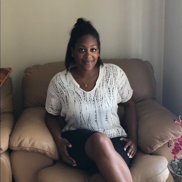 Calvin Klein top - Picture 4 of 8